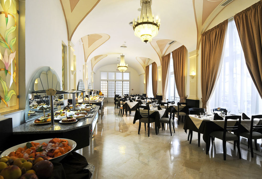 Majestic Hotel Tunis Eksteriør bilde
