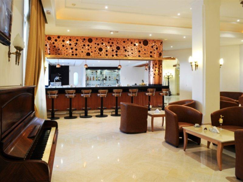 Majestic Hotel Tunis Eksteriør bilde